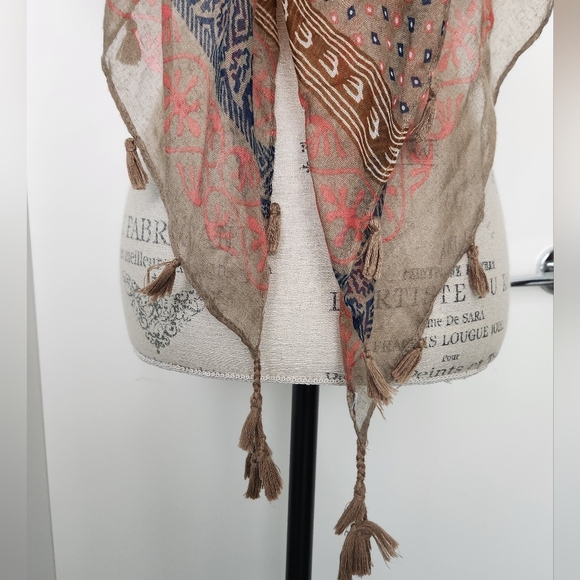 Vintage Hand Dyed Scarf - Picture 4 of 11
